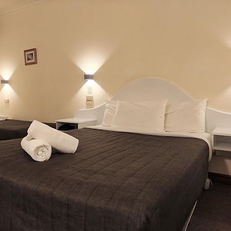 St Georges Motor Inn Melbourne Exteriör bild