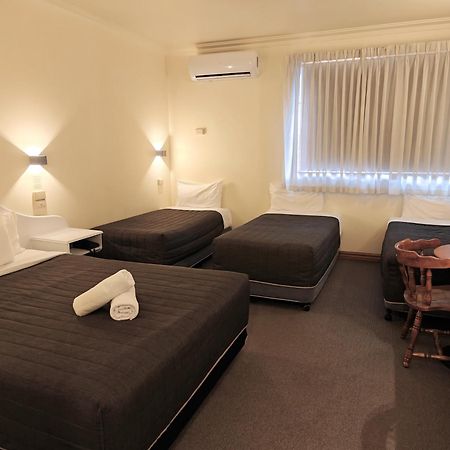 St Georges Motor Inn Melbourne Exteriör bild